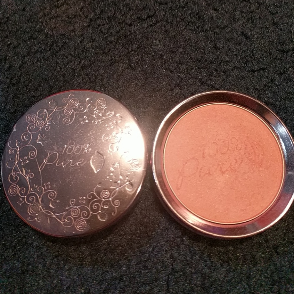 100% Pure Blush